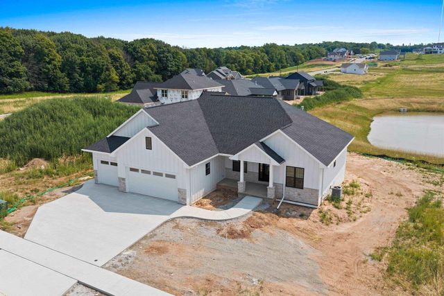 4957 BIG SKY, De Pere, WI 54115