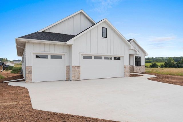 4957 BIG SKY, De Pere, WI 54115