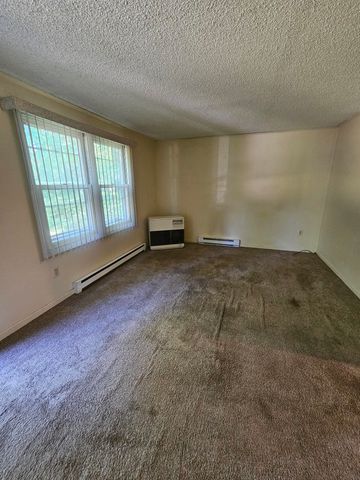 94 Wason Road, Hudson, NH 03051