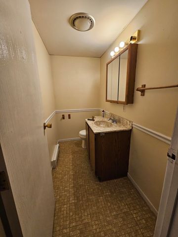 94 Wason Road, Hudson, NH 03051