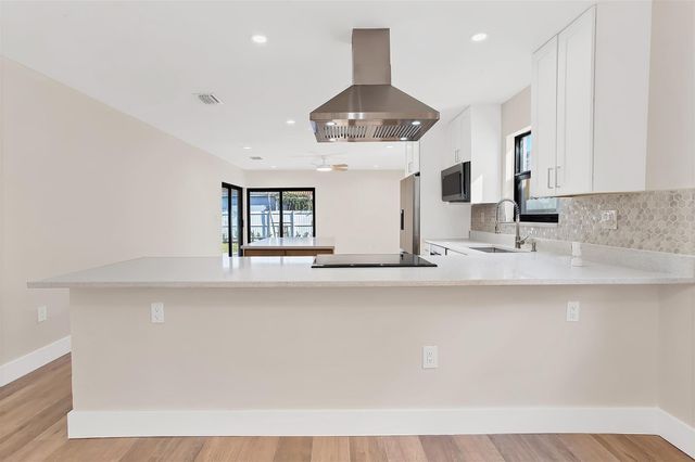 391 NW 58th Avenue, Miami, FL 33126