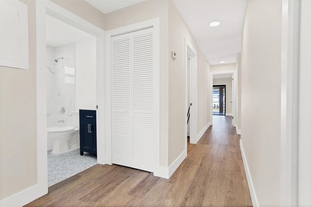 391 NW 58th Avenue, Miami, FL 33126