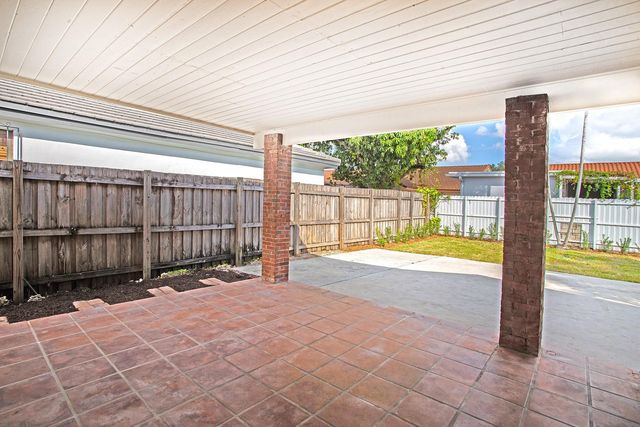 391 NW 58th Avenue, Miami, FL 33126