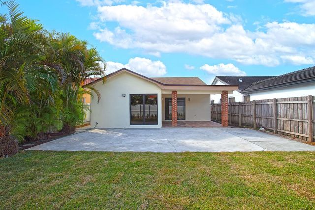 391 NW 58th Avenue, Miami, FL 33126