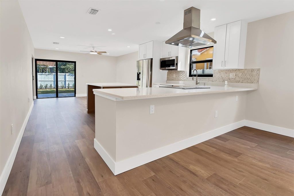 391 NW 58th Avenue, Miami, FL 33126