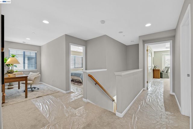 34500 Torrey Pine Ln, Union City, CA 94587