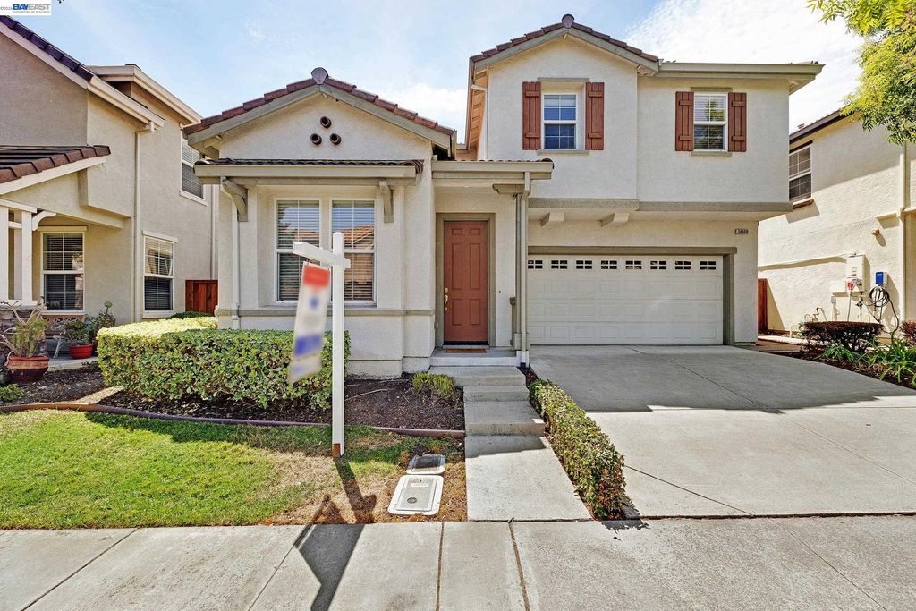 34500 Torrey Pine Ln, Union City, CA 94587