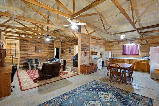 11882 E Old Belleville Road, Belleville, AR 72824