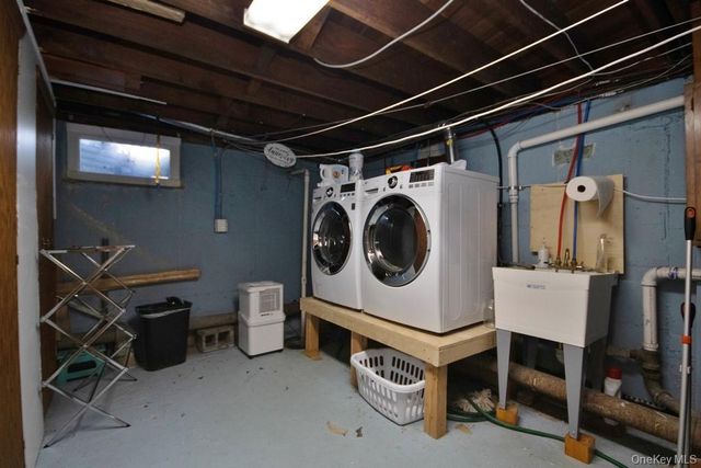 325 County Center Road, White Plains, NY 10603