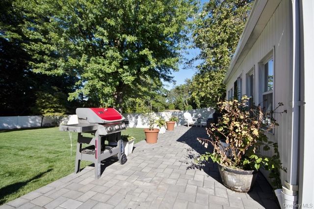 325 County Center Road, White Plains, NY 10603