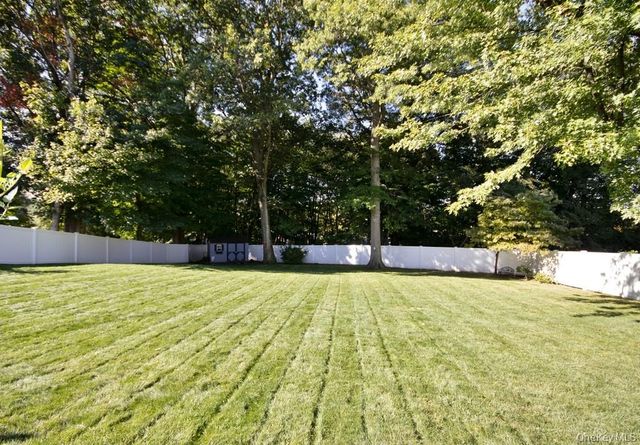 325 County Center Road, White Plains, NY 10603