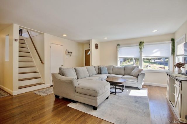 325 County Center Road, White Plains, NY 10603