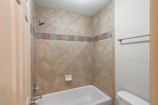 11022 Acanthus Lane, Houston, TX 77095