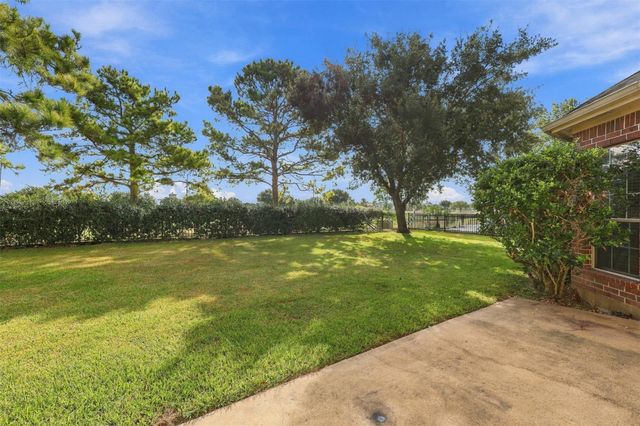 11022 Acanthus Lane, Houston, TX 77095