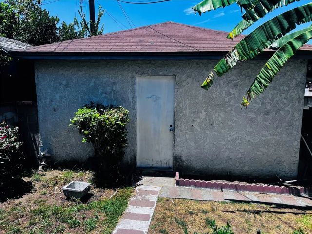 10321 Garfield, South Gate, CA 90280