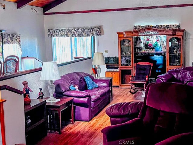 10321 Garfield, South Gate, CA 90280