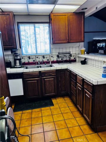 10321 Garfield, South Gate, CA 90280