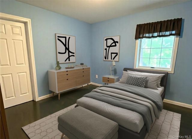 1 Hillcrest Place, Locust Valley, NY 11560