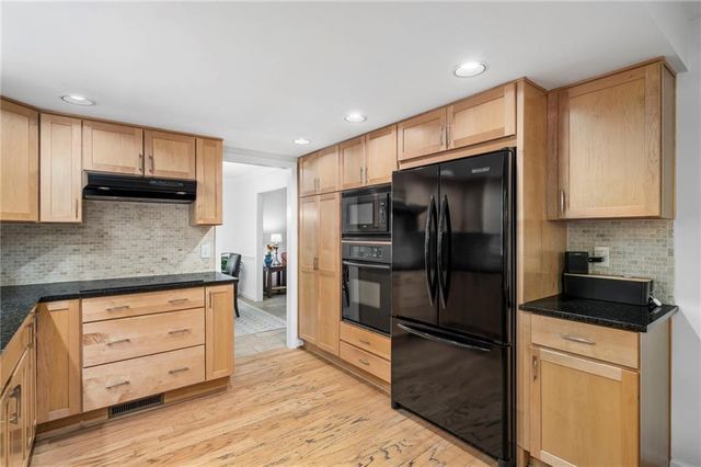 5215 Huntingford Terrace, Marietta, GA 30068
