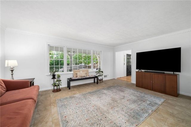 5215 Huntingford Terrace, Marietta, GA 30068