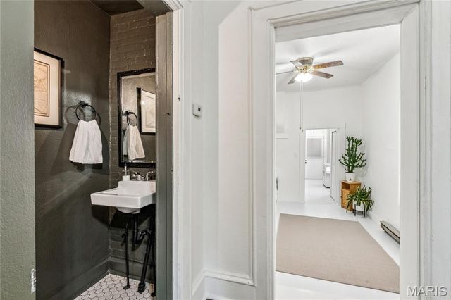 2630 Geyer Avenue, St Louis, MO 63104