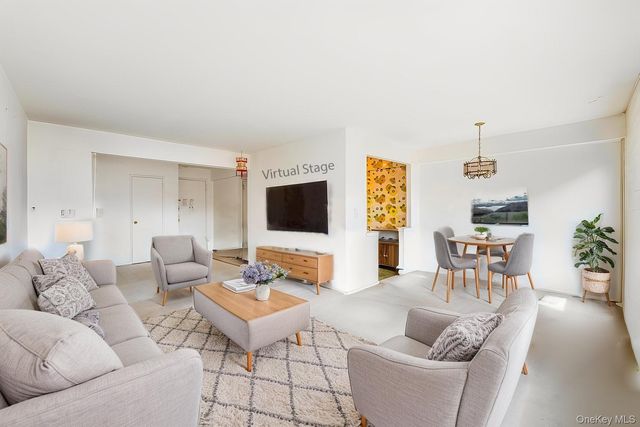 14033 34th ave 5C, Flushing, NY 11354