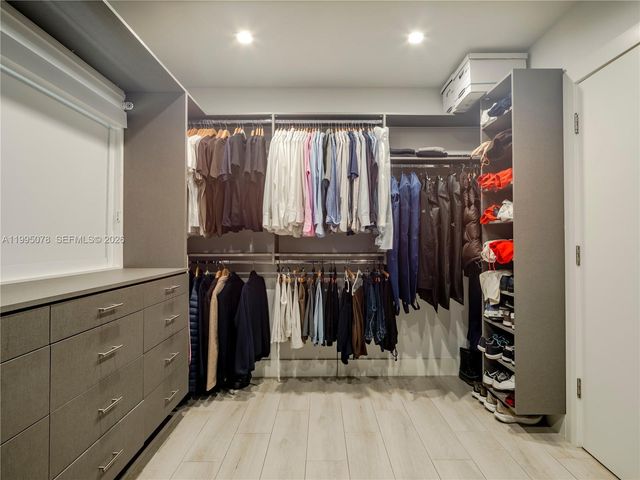 8525 SW 54th Ct, Miami, FL 33143