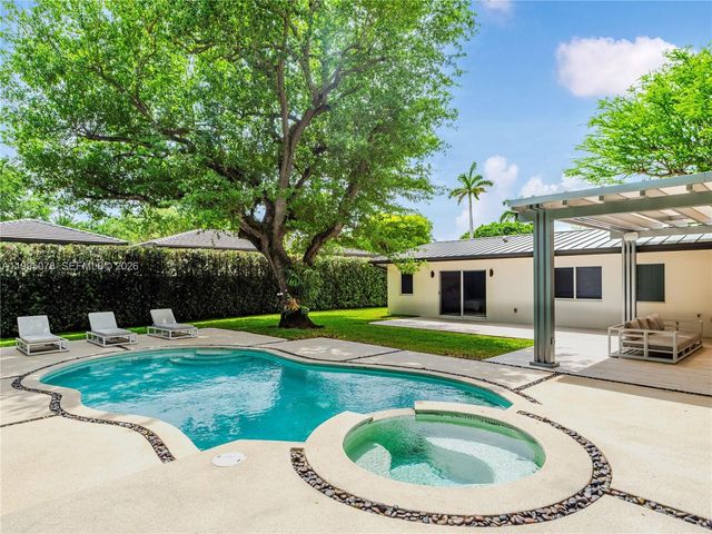 8525 SW 54th Ct, Miami, FL 33143