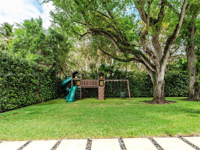 8525 SW 54th Ct, Miami, FL 33143