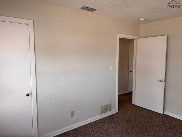 2907 MOFFETT AVENUE, Wichita Falls, TX 76308