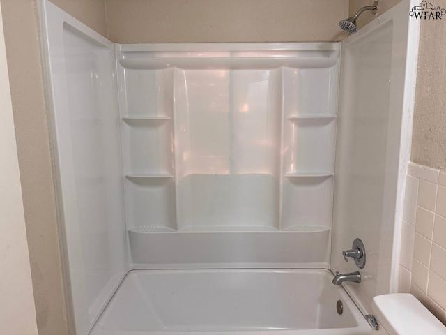 2907 MOFFETT AVENUE, Wichita Falls, TX 76308