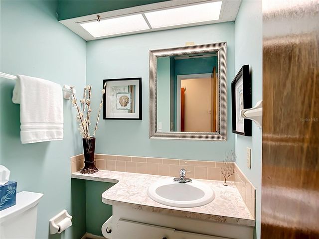5 QUAILS RUN BOULEVARD 9, Englewood, FL 34223