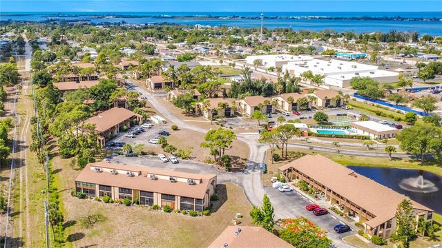 5 QUAILS RUN BOULEVARD 9, Englewood, FL 34223