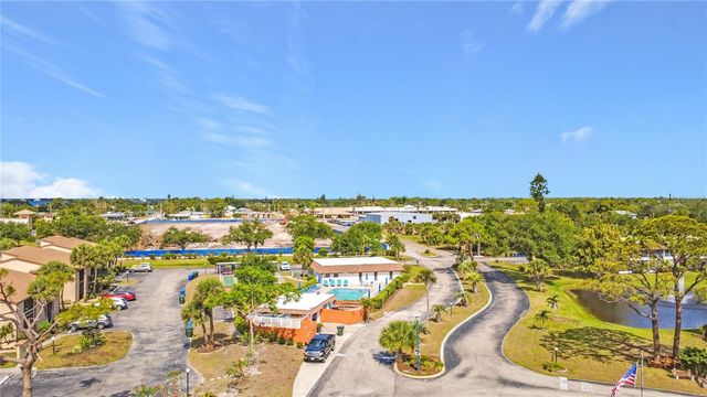 5 QUAILS RUN BOULEVARD 9, Englewood, FL 34223