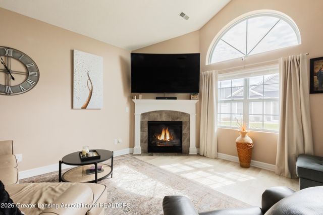 3406 Hamlet Circle, East Lansing, MI 48823