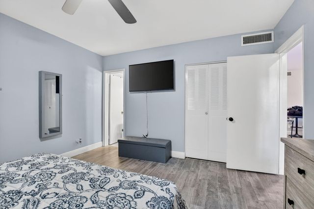 300 NE 20th Street 7060, Boca Raton, FL 33431