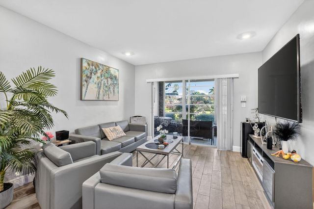 300 NE 20th Street 7060, Boca Raton, FL 33431