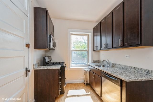4248 N Lamon Avenue 2B, Chicago, IL 60641