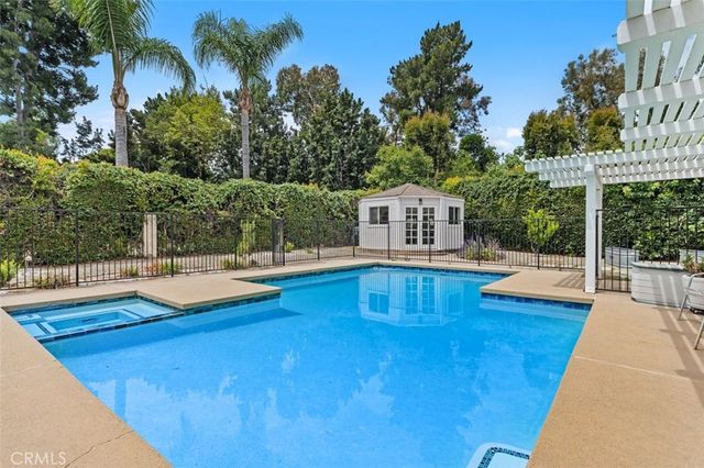 5620 E Calle Canada, Anaheim Hills, CA 92807