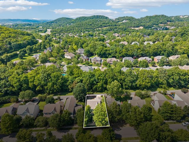 1120 Hudson Ln, Franklin, TN 37067
