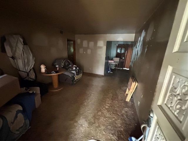 3905 Parkwoods Lane, Midwest City, OK 73110