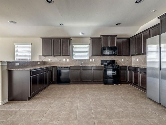 8128 NW 107th Street, Oklahoma City, OK 73162