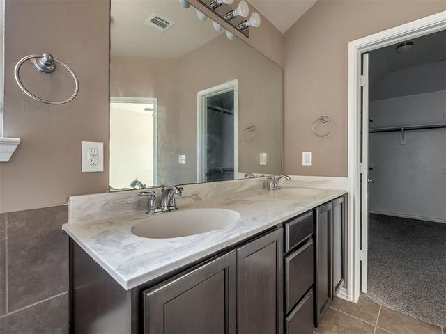 8128 NW 107th Street, Oklahoma City, OK 73162