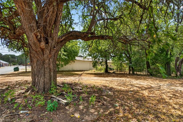 000 Bond Street, Denison, TX 75020