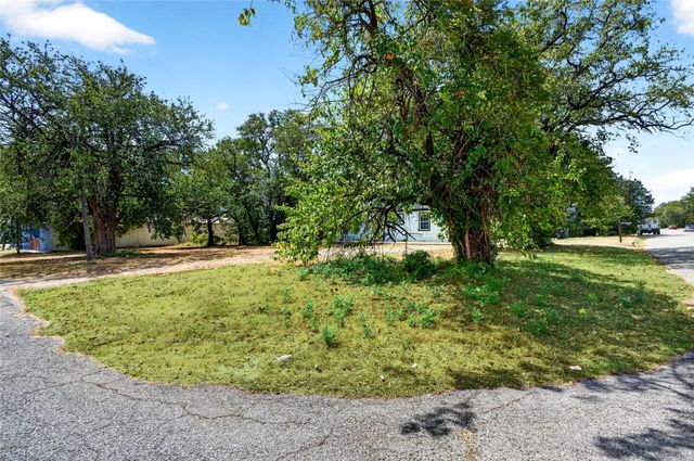 000 Bond Street, Denison, TX 75020