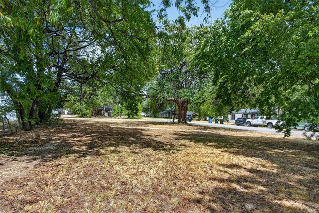 000 Bond Street, Denison, TX 75020