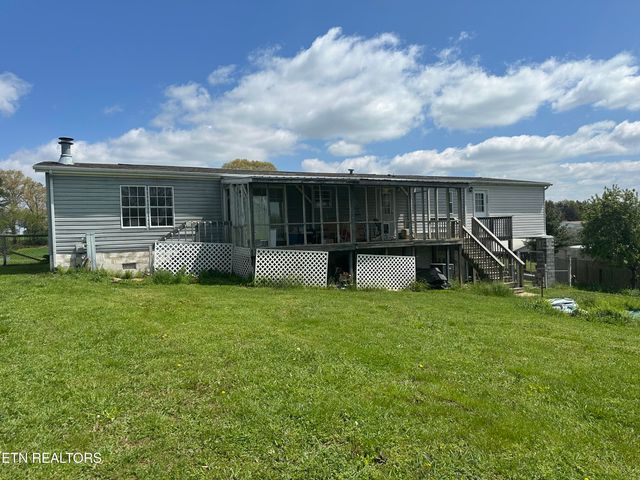 1009 Ridge View Rd, Maryville, TN 37801