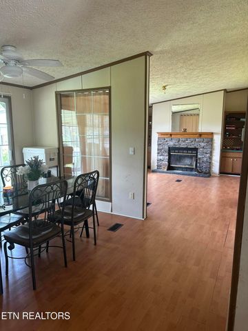 1009 Ridge View Rd, Maryville, TN 37801