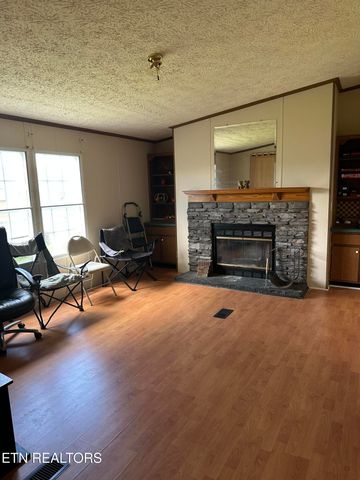 1009 Ridge View Rd, Maryville, TN 37801