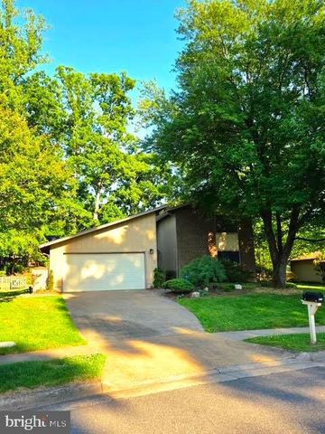 9013 FORT CRAIG DR, Burke, VA 22015